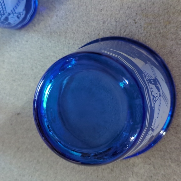 VINTAGE HAZEL ATLAS COBALT BLUE WINDMILL ICE BUCKET AND 4 GLASSES TUMBLERS